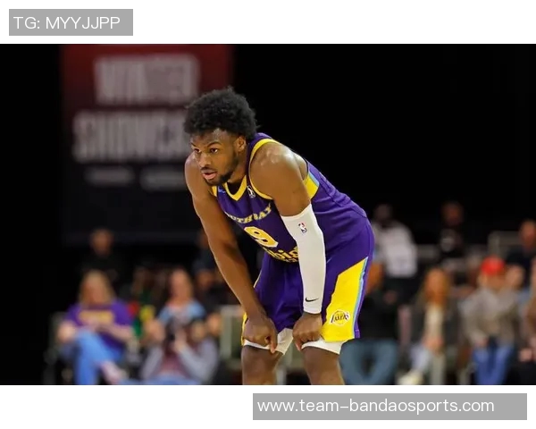 媒体人称布朗尼在NBA垃圾时间表现无敌实至名归的历史最佳