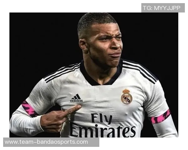 姆巴佩今年59球追平C罗纪录西甲官方社媒发布海报致敬传奇球星