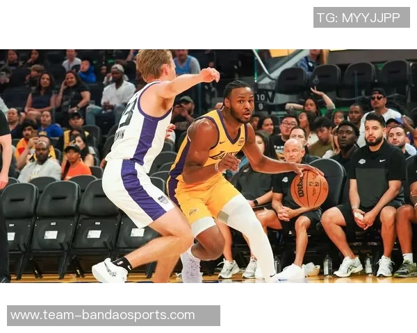 替补表现出色泰森高效砍下16分13篮板助球队取得胜利