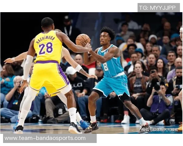 雷迪克谈八村塁与詹姆斯父子合砍34分展现传奇风采