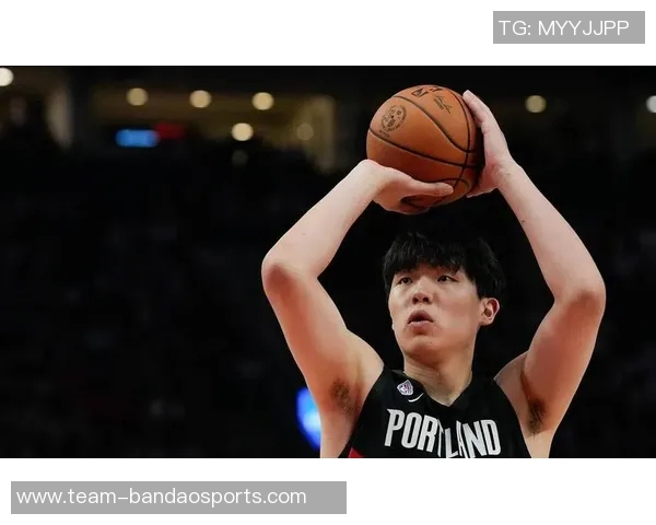 快船客场大胜开拓者迎赛季首次三连胜展现复苏迹象